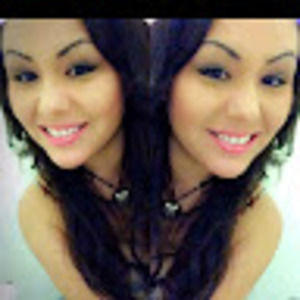 Meet your Posher, Leslie